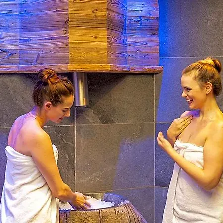 Residenz Schiestl فندق رييد ايم زيلرتال