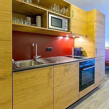 Residenz Schiestl 4* رييد ايم زيلرتال